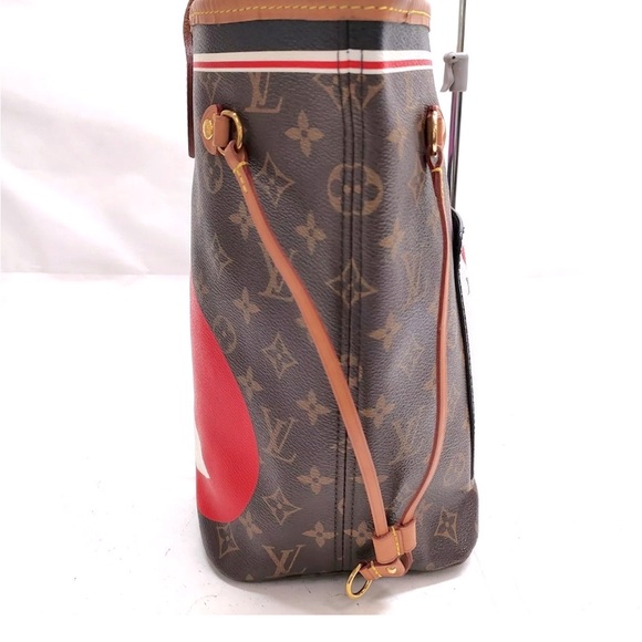 Auth Louis Vuitton Neverfull Tote Limited Edition Game ON Monogram Canvas MM - Picture 3 of 16